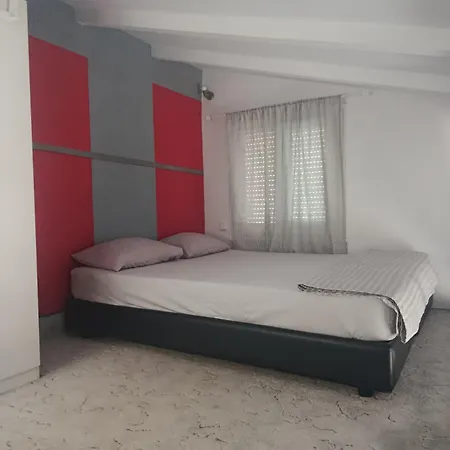 Guest house Irida's House *